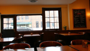 Lingon Food and Friends i Norrköping – meny & öppettider